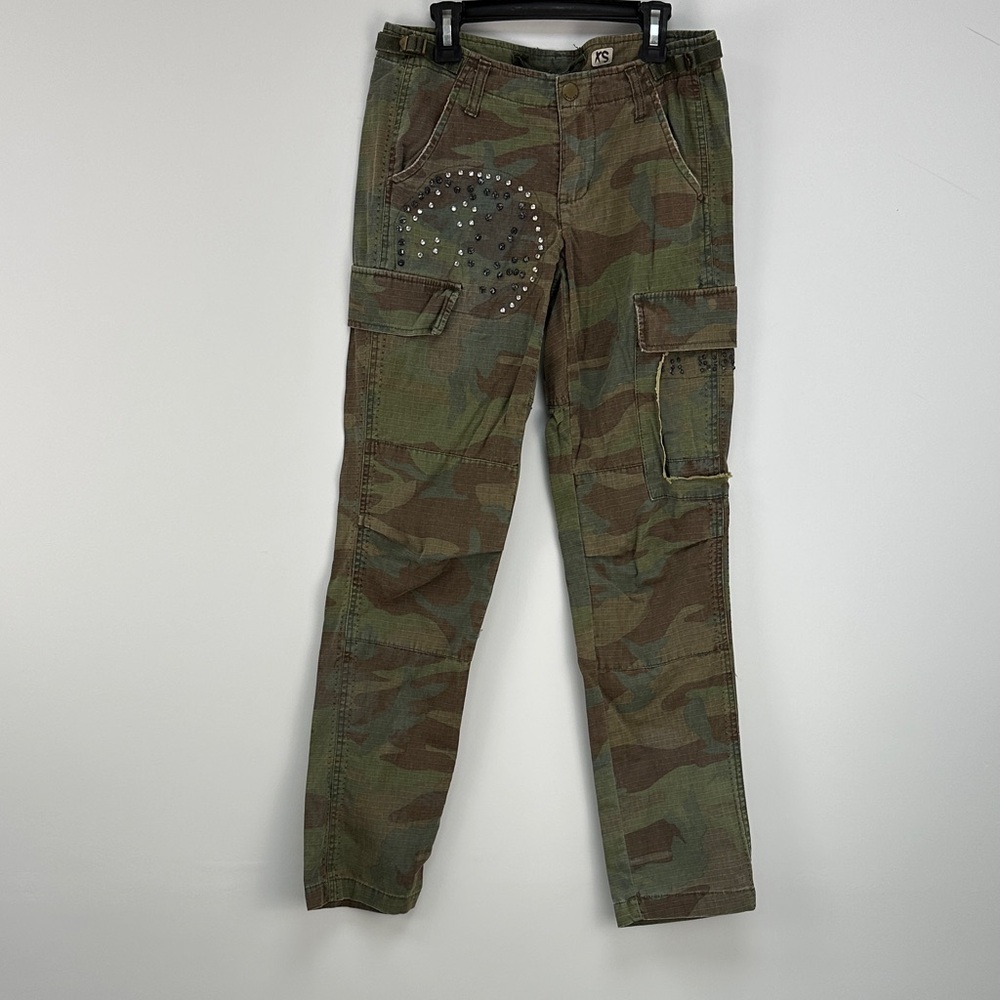 Da nang Camouflage Cargo Pants with Studded Detail